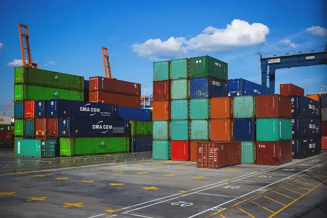 Come la Blockchain Sta Rivoluzionando la Logistica