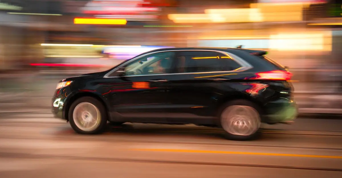 Veicoli Autonomi: Come Funzionano e Sfide nella Guida