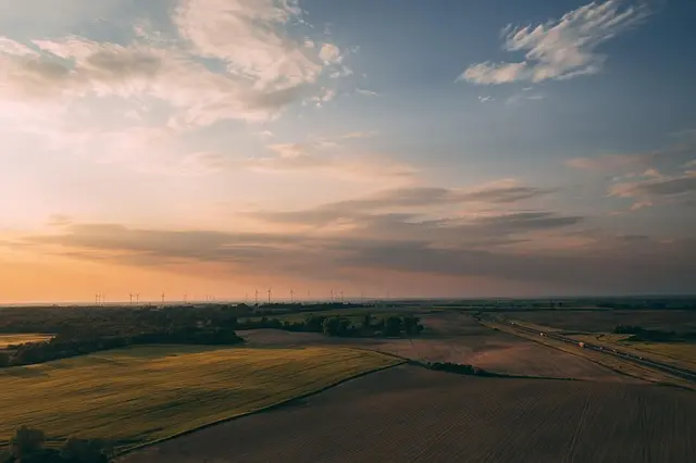 Innovazioni Sostenibili: Come l'Energia Verde Sta Cambiando il Mondo
