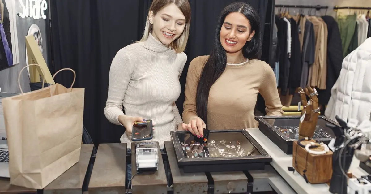 5 Modi in cui l'Intelligenza Artificiale Trasformerà il Settore Retail